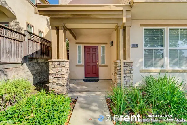 1915 Center Avenue, Martinez, CA 94553 photo 2