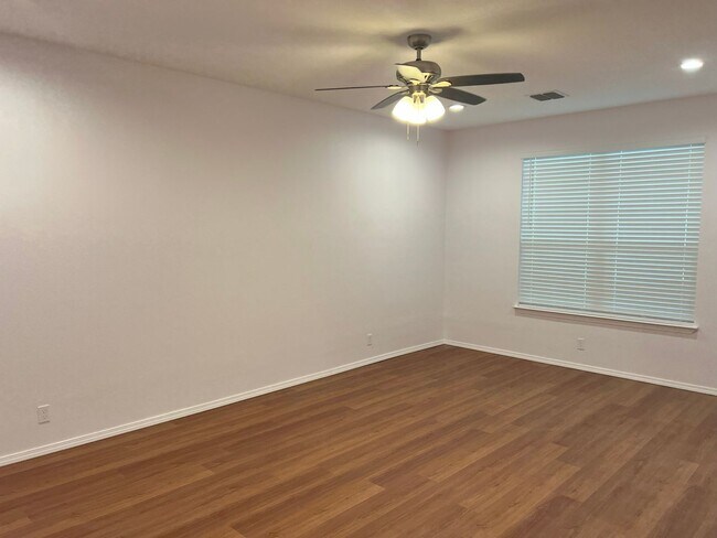 141 Wright Cove Cibolo, TX 78108 photo 4