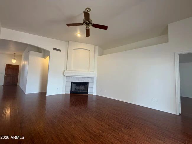 12054 S 44th St Phoenix, AZ 85044 photo 3