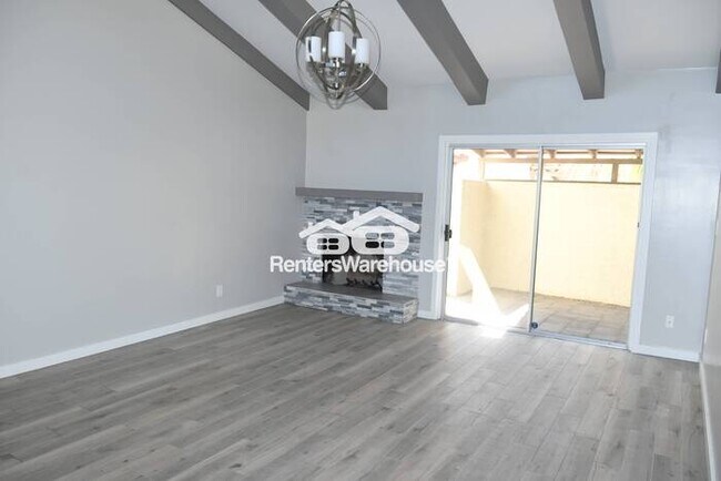 15 E Loma Ln Phoenix, AZ 85020 photo 3