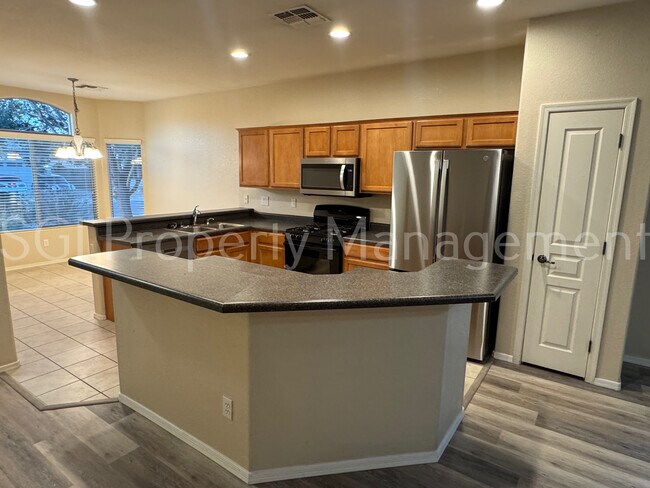 44572 W Santa Fe Ave Maricopa, AZ 85139 photo 2