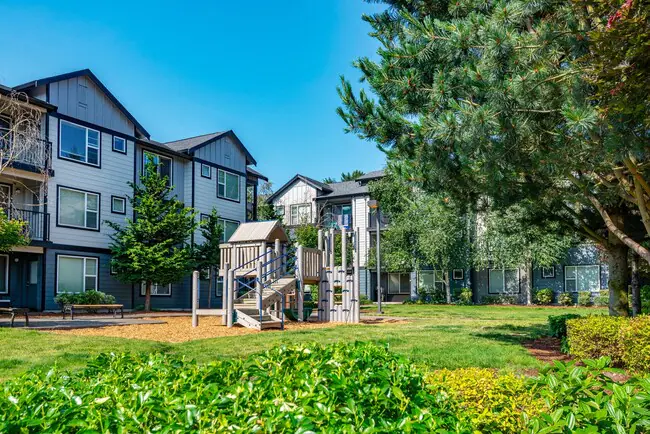 Riverside Park Apartments photo 4