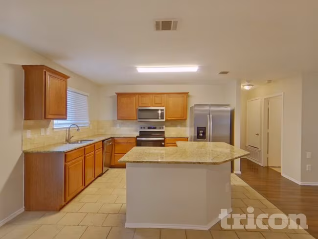 4845 Leaf Hollow Drive, Fort Worth, TX 76244 photo 5