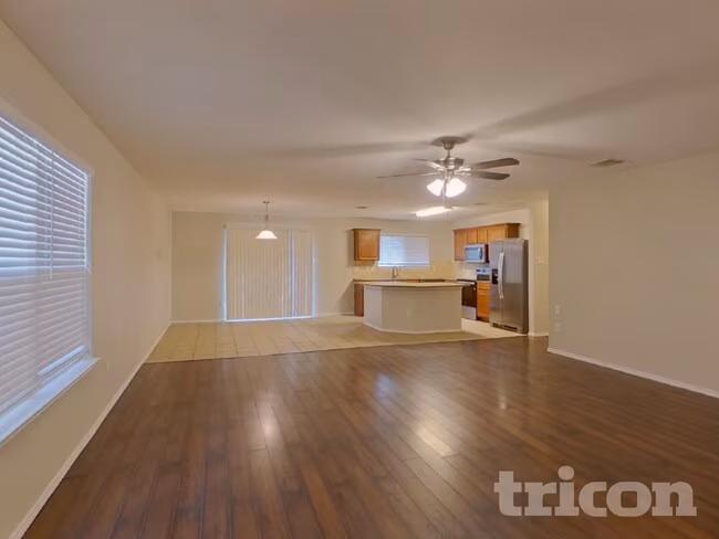 4845 Leaf Hollow Drive, Fort Worth, TX 76244 photo 3