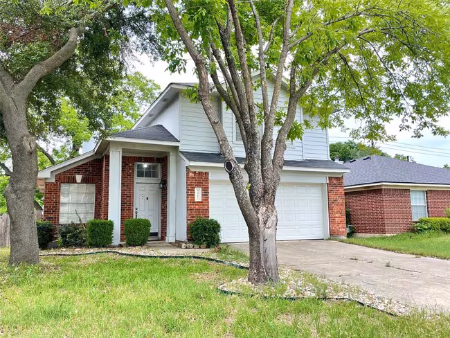 9802 Copper Creek Dr Austin, TX 78729 photo 3