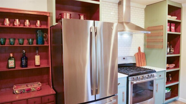 4BD 2BA in East Austin - Near Mueller community photo 4