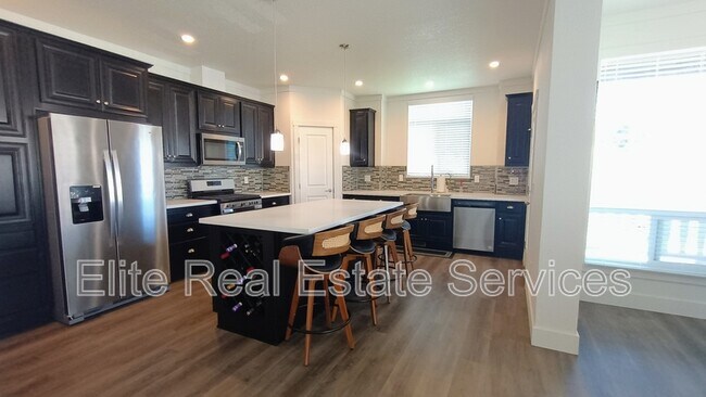 1053 Madison Ave Chula Vista, CA 91911 photo 3
