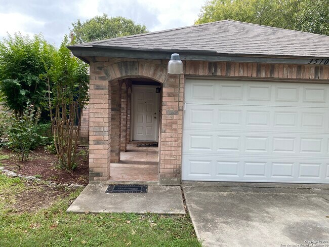 3510 Mistic Grove San Antonio, TX 78247 photo 3