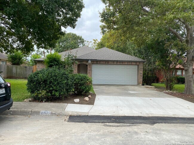 3510 Mistic Grove San Antonio, TX 78247 photo 2
