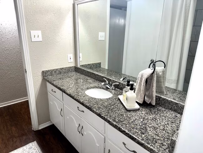 5019 Blanchard Drive, Dallas, TX 75227 photo 5