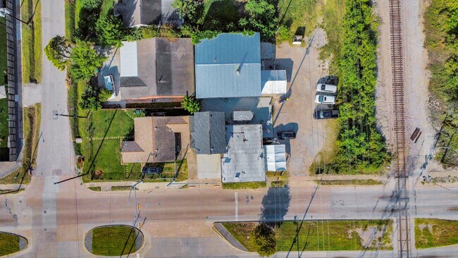 6701 1/2 Irvington Boulevard, Houston, TX 77022 photo 3