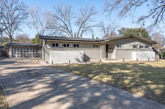 6527 Axton Cir Dallas, TX 75214 photo 2
