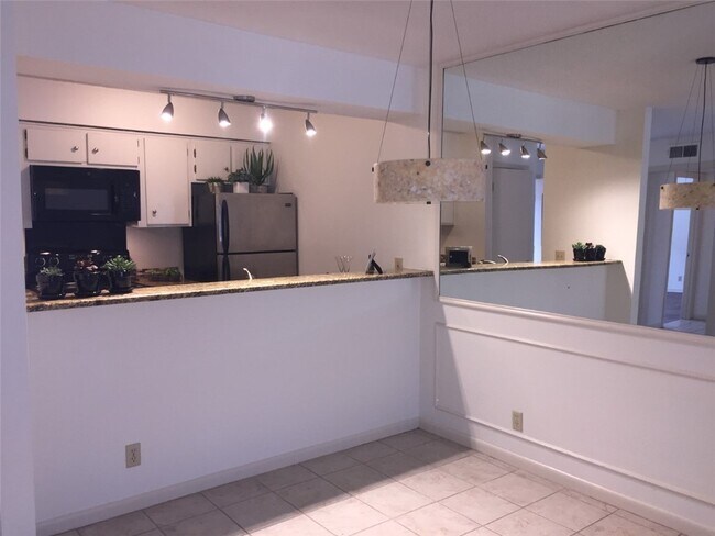 6501 E Hill Dr Austin, TX 78731 photo 4