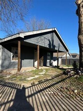 1117 East Harvey Avenue, Fort Worth, TX 76104 photo 2