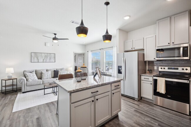 Azora Ranch Apartments photo 5