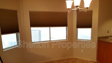 12532 W Myer Ln photo 5