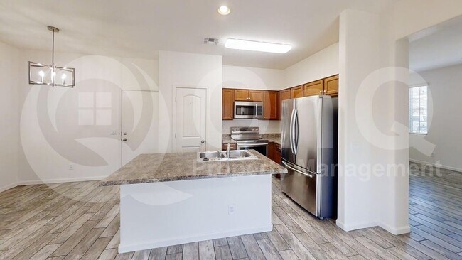 7842 W Cypress St Phoenix, AZ 85035 photo 5