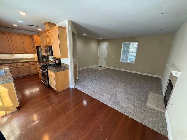 310 W Viento St Mountain House, CA 95391 photo 5