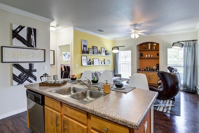 Residences at River Park West photo 2