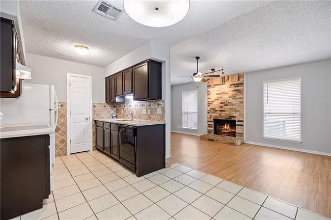 2107 Courtney Street, Austin, TX 78745 photo 4