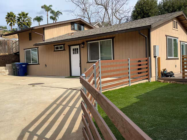 8474 Golden Ridge Rd Lakeside, CA 92040 photo 2