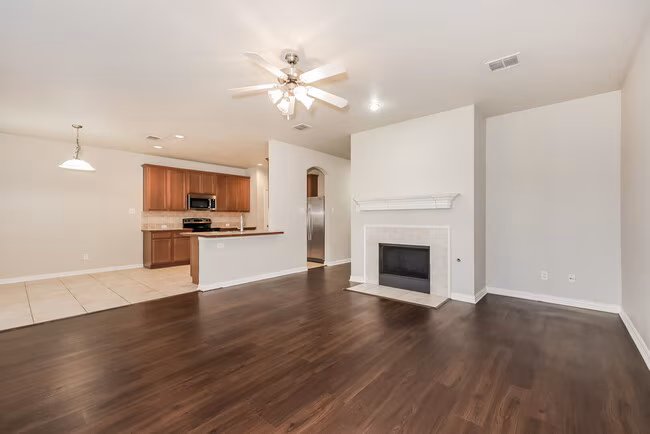 1212 Fleetwood Cove Drive, Grand Prairie, TX 75052 photo 5