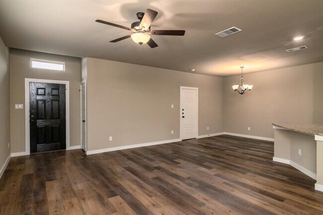 632 Harvest Moon Drive, Venus, TX 76084 photo 5