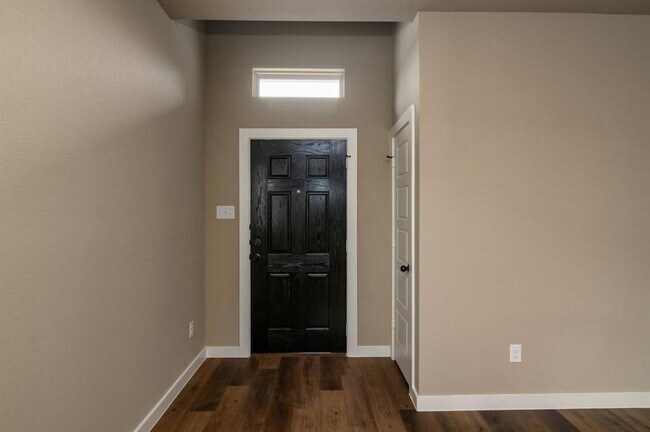 632 Harvest Moon Drive, Venus, TX 76084 photo 4
