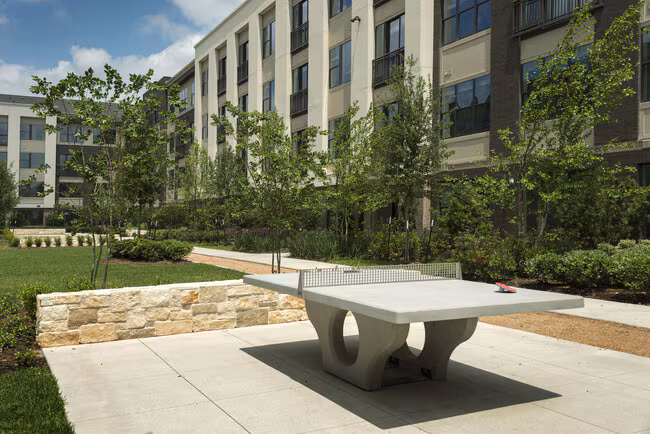 Viridian Design District photo 3