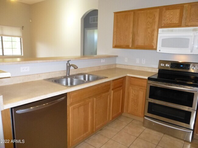 2727 N Price Road photo 5