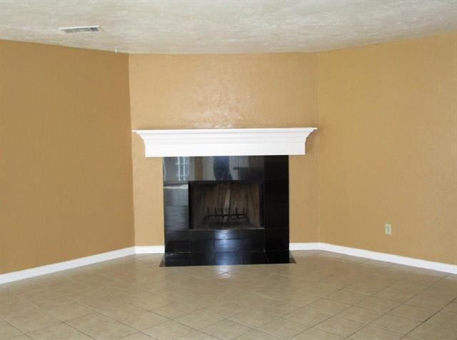 1201 Independence Trail Grand Prairie, TX 75052 photo 5