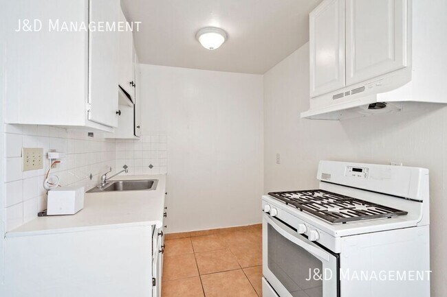 824 47th St San Diego, CA 92102 photo 5