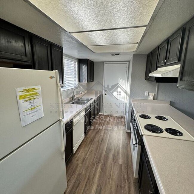 2929 E Broadway Rd Mesa, AZ 85204 photo 5