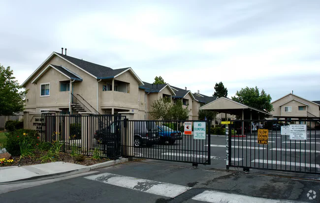 0BR/1BA Apartment on Crestview Drive · Pittsburg photo 2