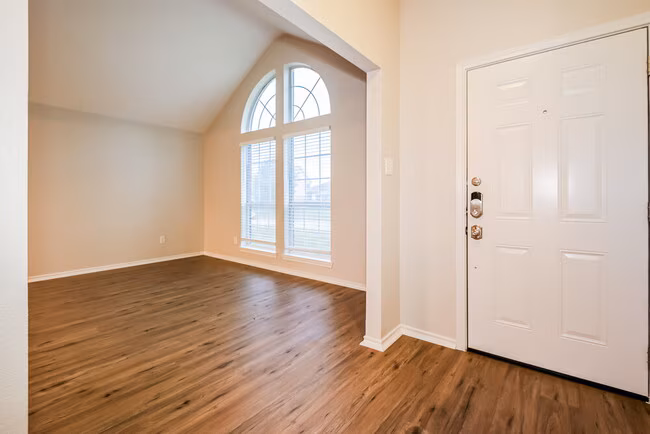 1308 Doris Dr Mesquite, TX 75149 photo 3