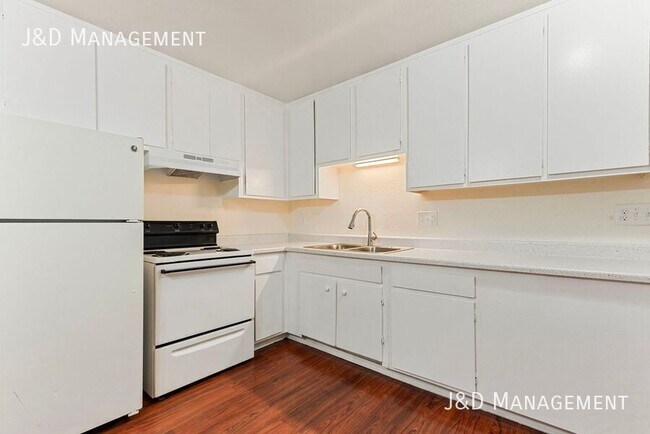 4260 44th St San Diego, CA 92115 photo 3