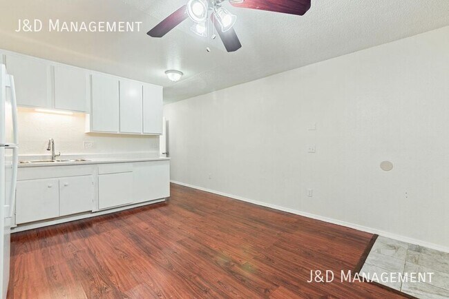 4260 44th St San Diego, CA 92115 photo 2