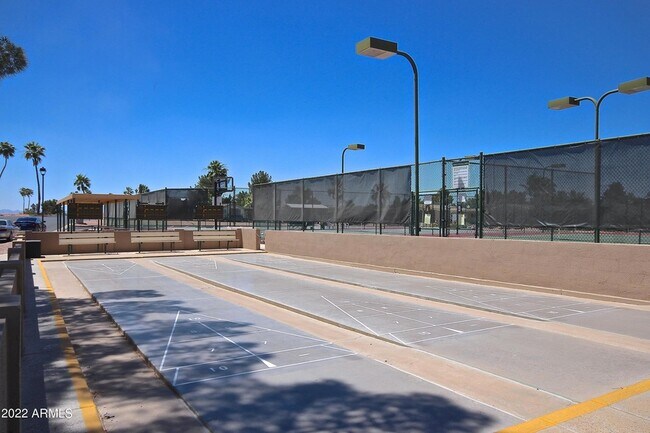 1800 E Winged Foot Dr Chandler, AZ 85249 photo 4