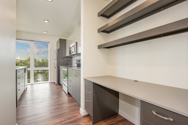 Stream 403 – Stylish Living in Capitol Hill, Seattle photo 4
