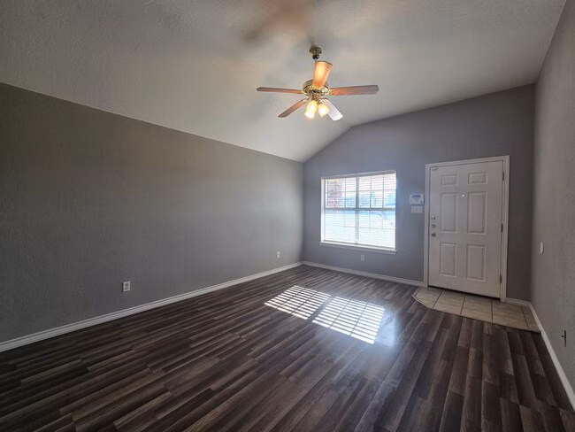 4207 Thunder Creek Dr Killeen, TX 76549 photo 4