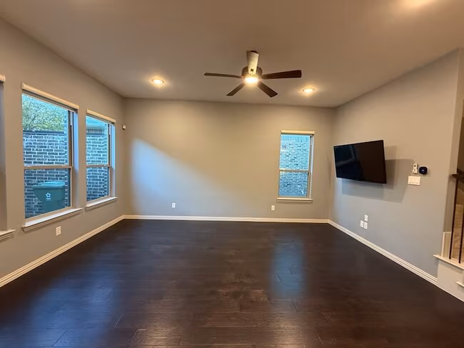 4510 Meadow Hawk Dr Arlington, TX 76005 photo 5