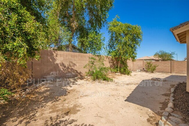 17174 W Pima St photo 2