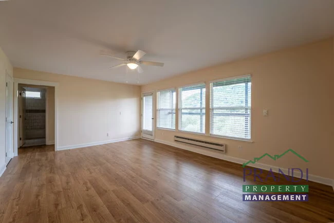 109A Live Oak Ave Fairfax, CA 94930 photo 3