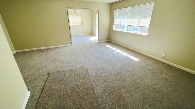10460 Davison Ave Cupertino, CA 95014 photo 5