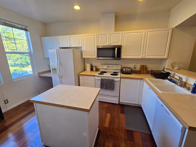23222 63rd Place South, Kent, WA 98032 photo 5