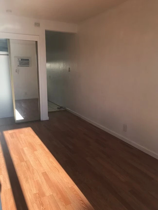 2140 California St Concord, CA 94520 photo 3