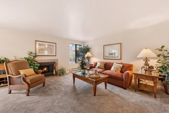 Mariners Glen Apartment Homes photo 3