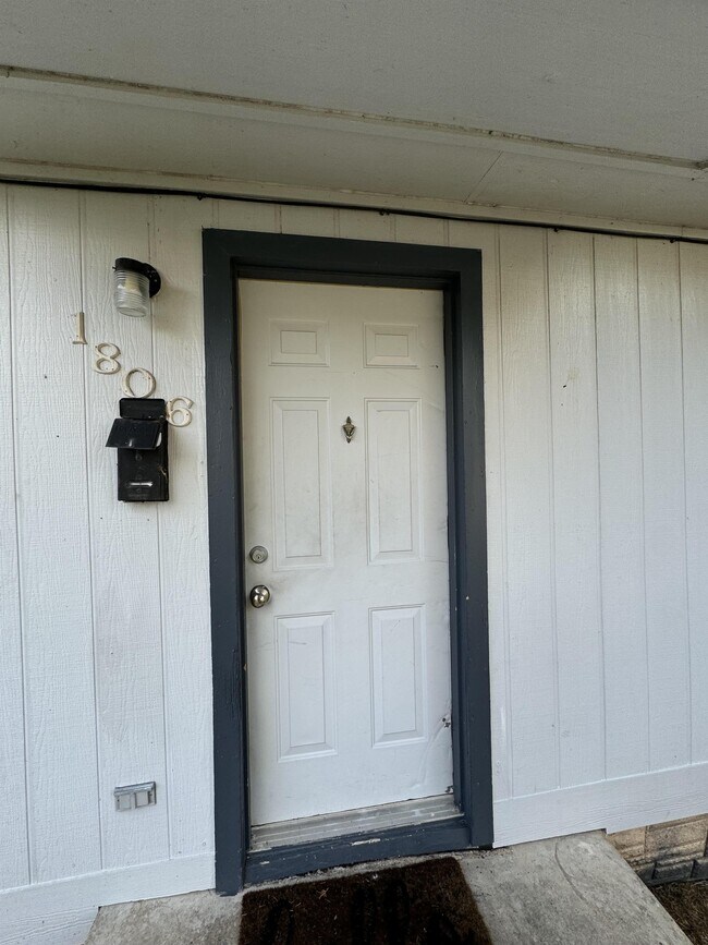 1806 Mulford St Killeen, TX 76541 photo 4
