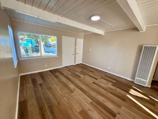 424 Michele Drive, San Pablo, CA 94806 photo 3