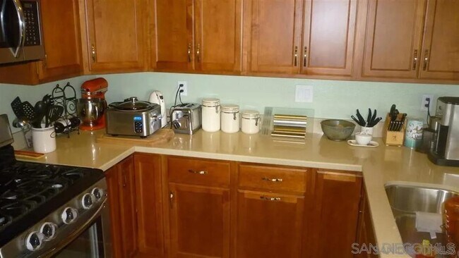8434 Summerdale Rd San Diego, CA 92126 photo 3